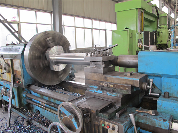 Horizontal lathe